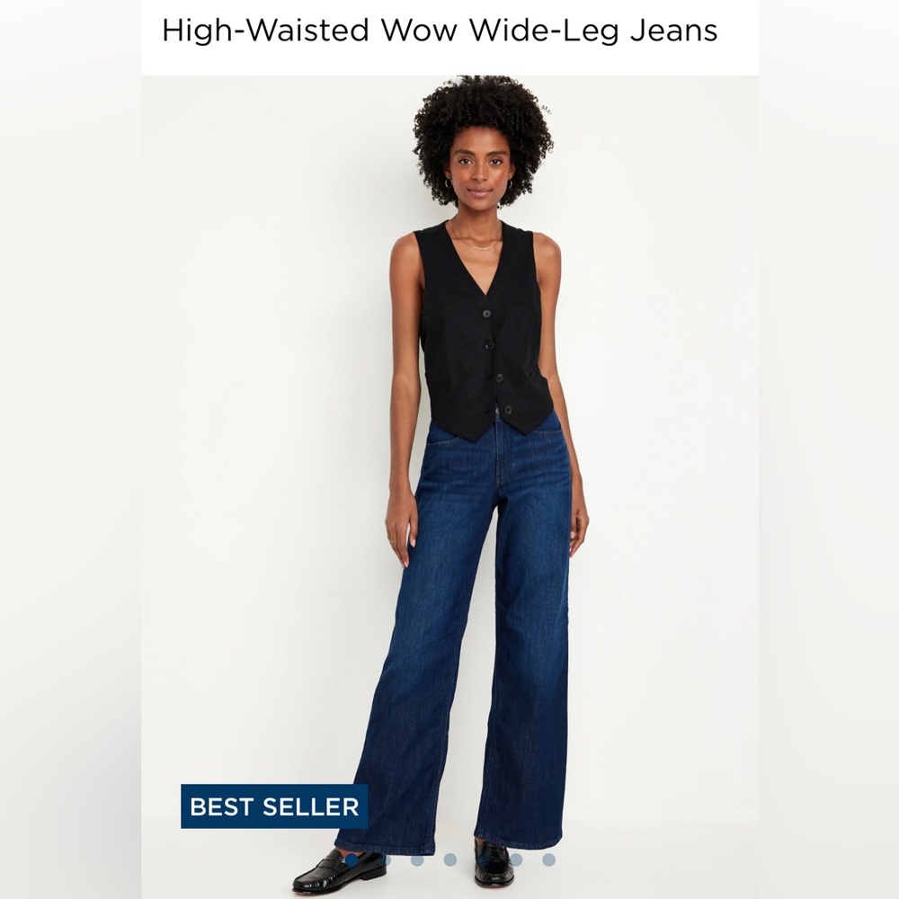 Wide-legged Old Navy jeans